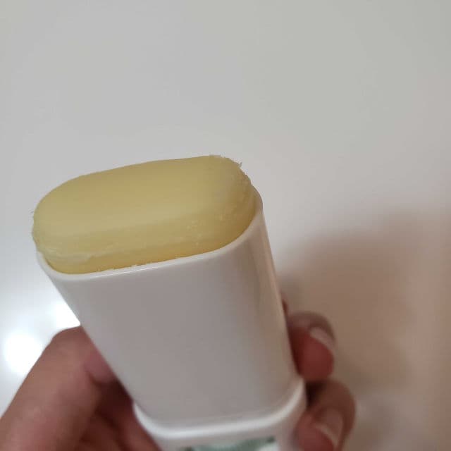 Rire Silky & Light Sun Stick review photo by MissMaria