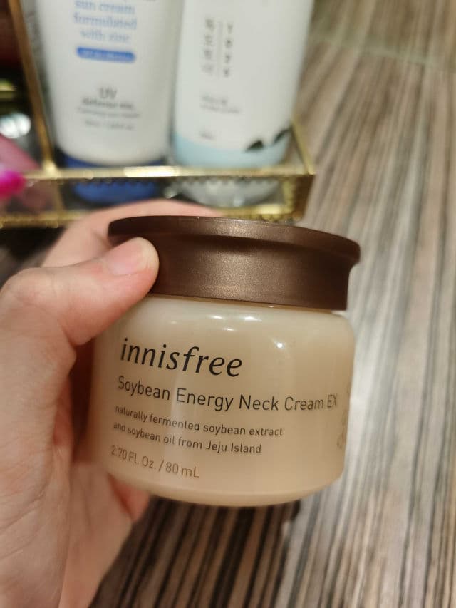 INNISFREE Soybean Energy Neck Cream review photo by Ceciqueen