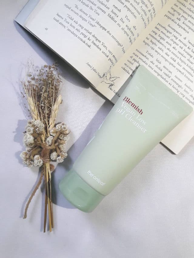 The Onleaf Blemish Vegan Low PH Cleanser review photo by Lovable29