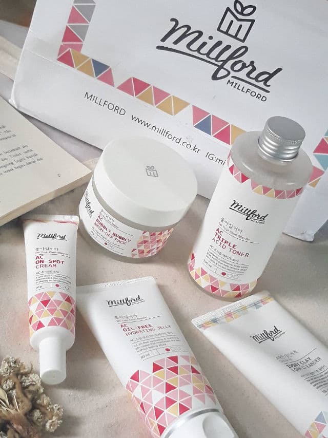 Millford AC Oil-Free Hydrating Jelly review photo by Lovable29