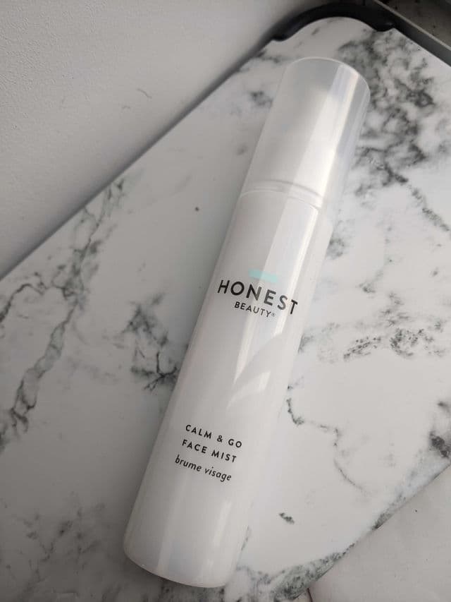 Honest Beauty Calm & Go Face Mist review photo by TheLittleChikk