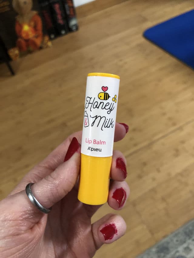 A'pieu Honey & Milk Lip Balm review photo by Audskincare