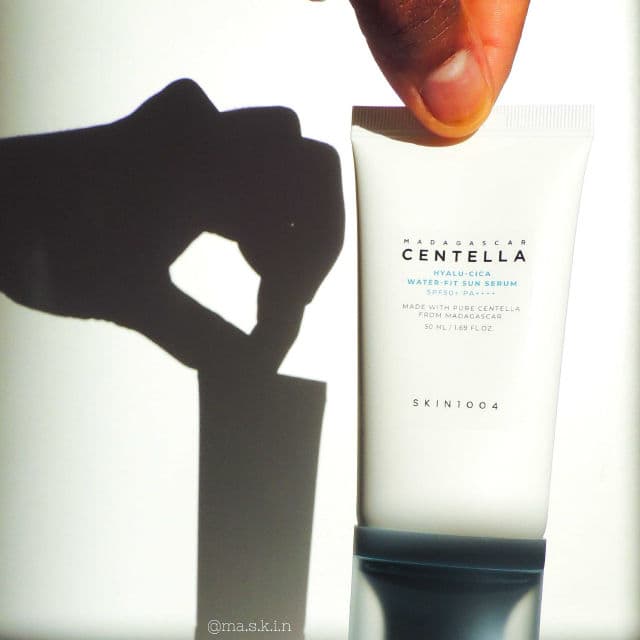 SKIN1004 Madagascar Centella Hyalu-Cica Water-Fit Sun Serum SPF50+ PA++++ review photo by maskin03