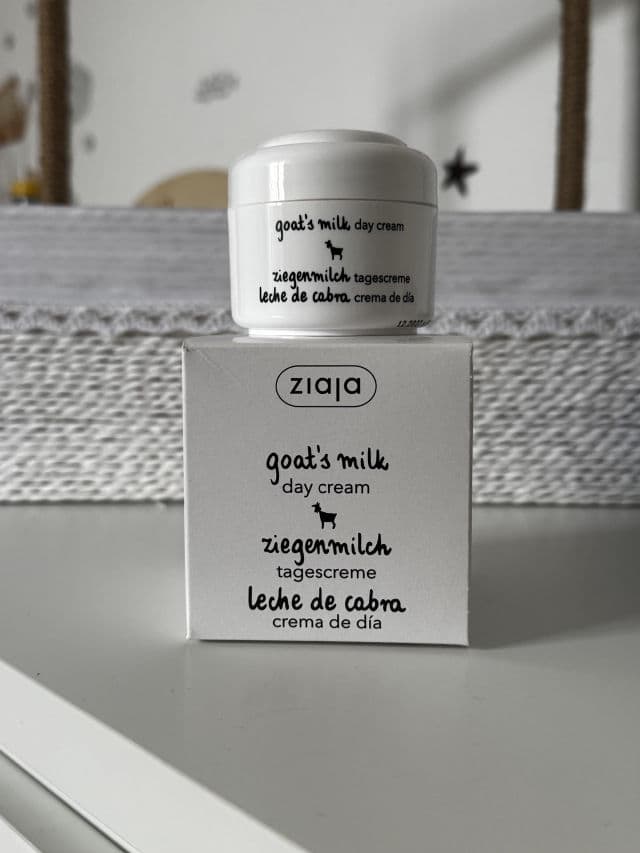 Ziaja Goat's Milk Moisturising Day Cream review photo by Isabelladiaz