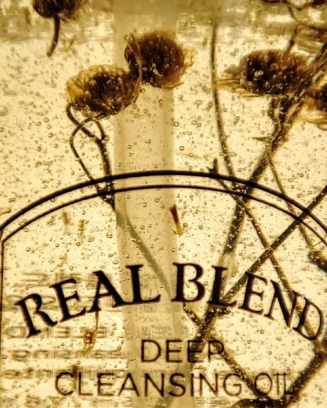 THE FACE SHOP Real Blend Calming Cleansing Oil review photo by MySkinToday