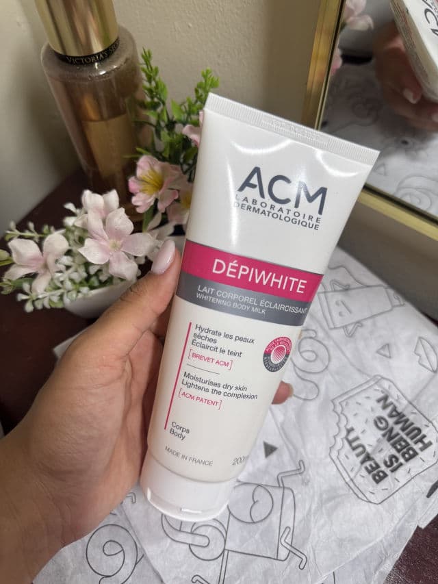 ACM Dépiwhite Whitening Body Milk review photo by analizpimentel