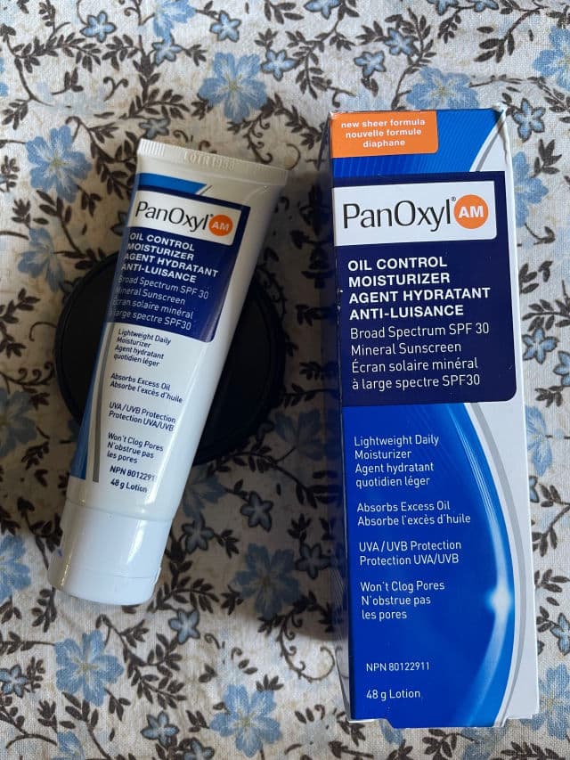 PanOxyl Oil Control Moisturizer with SPF 30 Mineral Sunscreen review photo by Pearly08