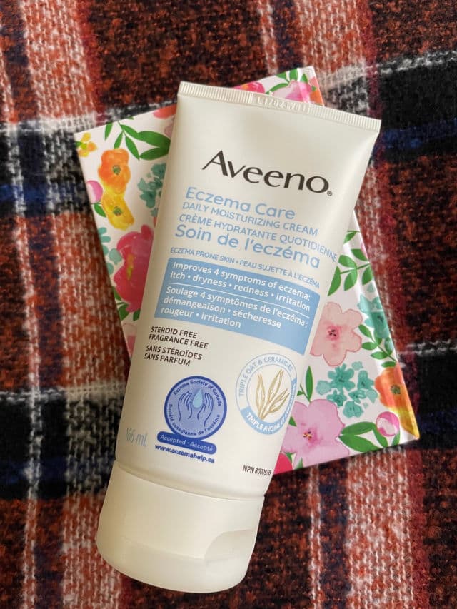 Aveeno Eczema Therapy Moisturizing Cream review photo by Pearly08