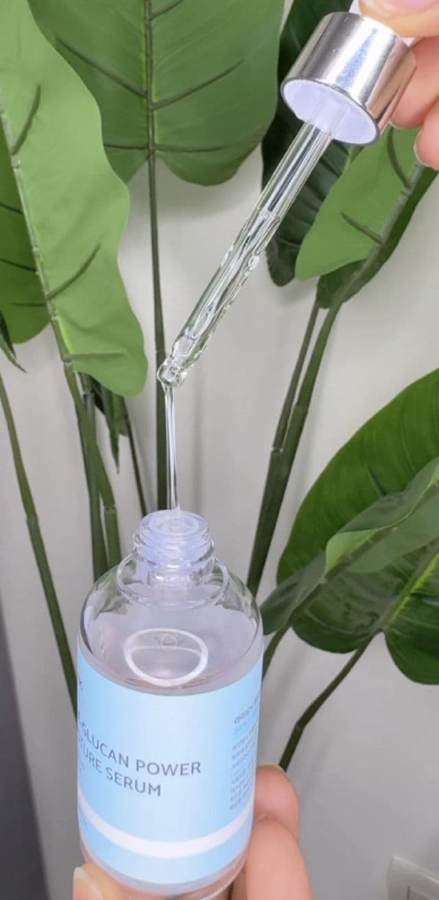 Iunik Beta Glucan Power Moisture Serum review photo by penelope123