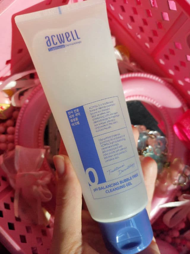 ACWELL pH Balancing Bubble Free Cleansing Gel review photo by unikitty
