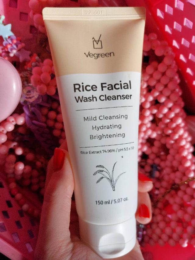 Rice Facial Wash Cleanser product review