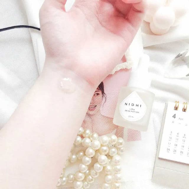 NIDHI Lira Skin Potion - Skin Blemish & Acne Treatment review photo by moellyc