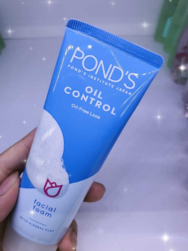 Pond's Oil Control Skin Mattifying Facial Foam review photo by Amelll