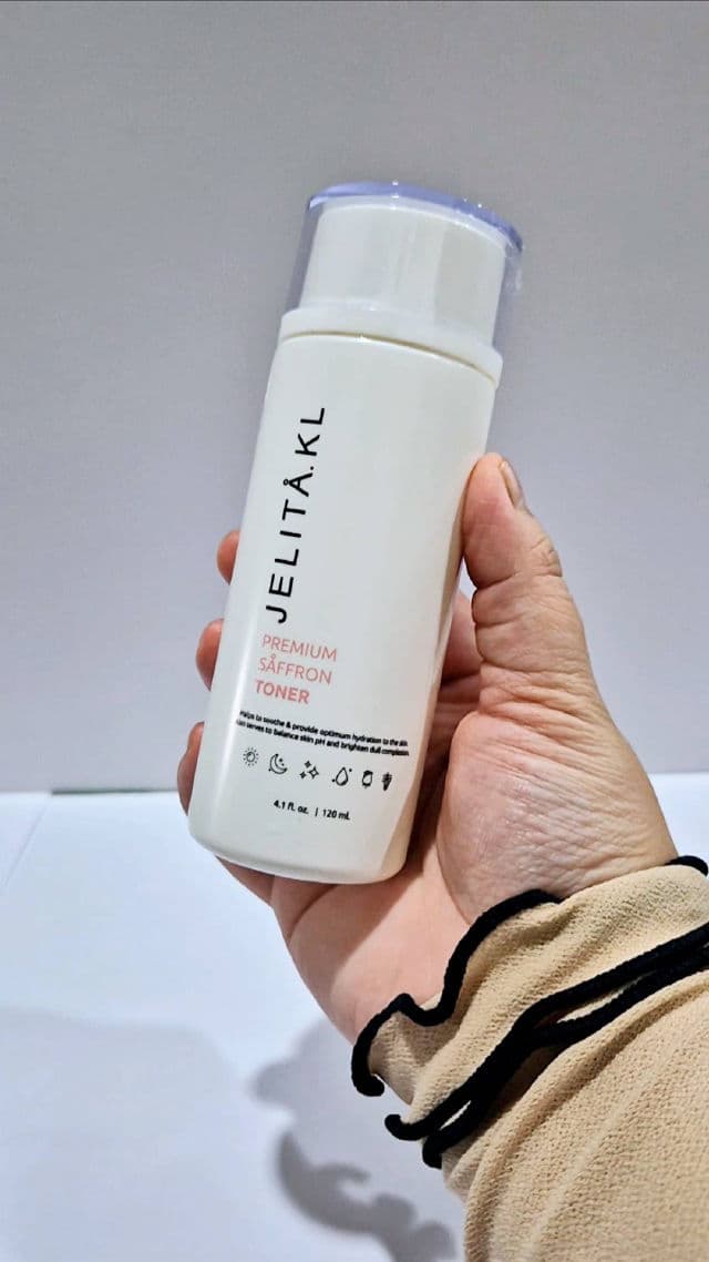 Jelita.KL Premium Saffron Toner PST 2.0 review photo by ezatulSkincareDiary