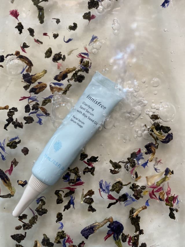 INNISFREE Clarifying Spot Serum with Bija Seed Oil review photo by watermelons