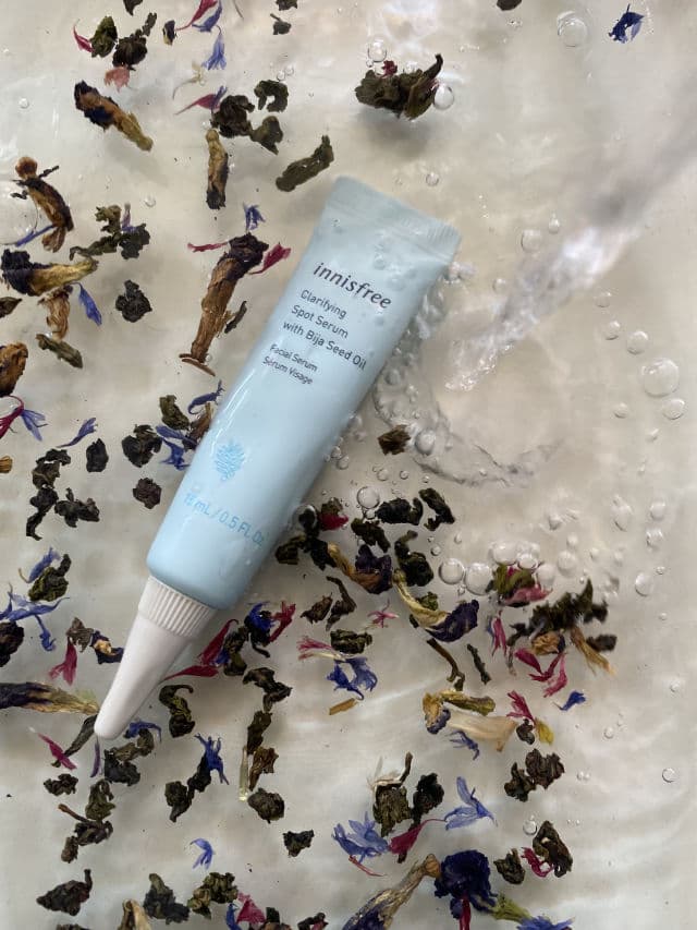 INNISFREE Clarifying Spot Serum with Bija Seed Oil review photo by watermelons