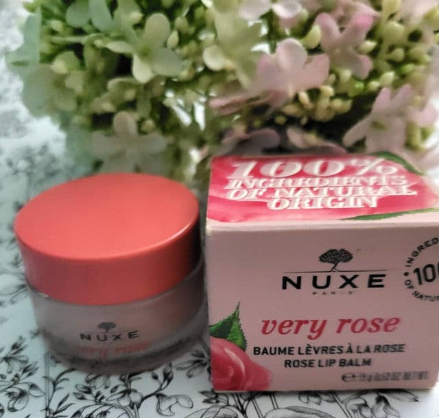 Nuxe Very Rose Rose Lip Balm review photo by KimfluencerNL