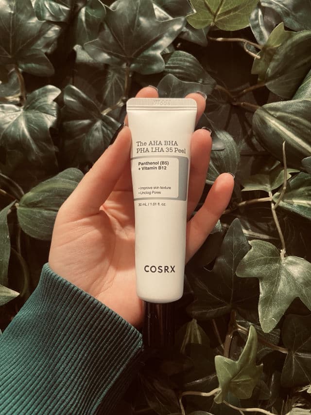 COSRX The AHA BHA PHA LHA 35 Peel review photo by Samsam