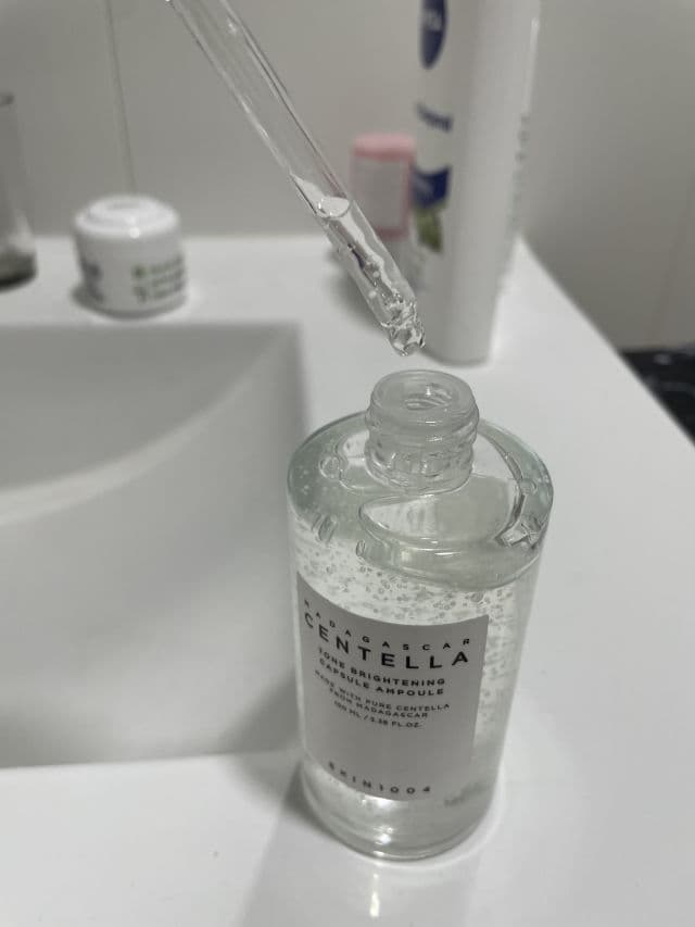 Madagascar Centella Tone Brightening Capsule Ampoule product review