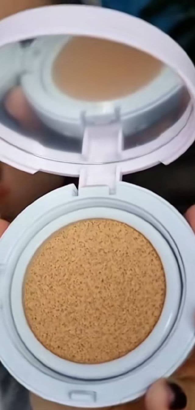 MISSHA #21 Light Beige review photo by sylababka89