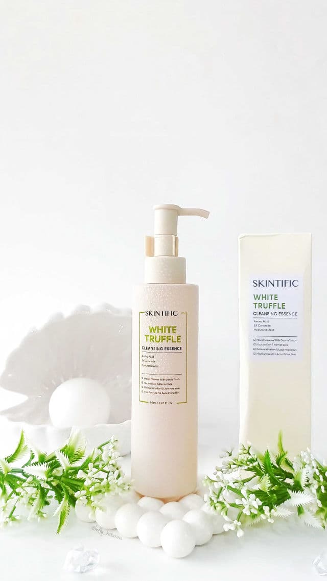 Skintific White Truffle Cleansing Essence review photo by Hollykatarina