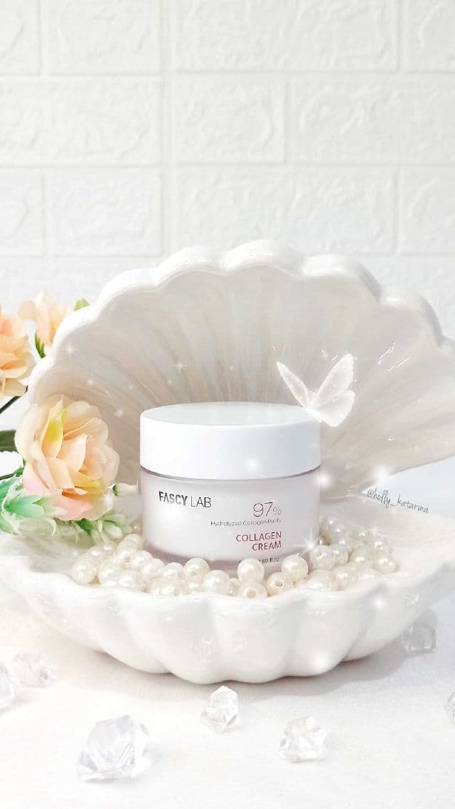 FASCY Lab Collagen Cream review photo by Hollykatarina