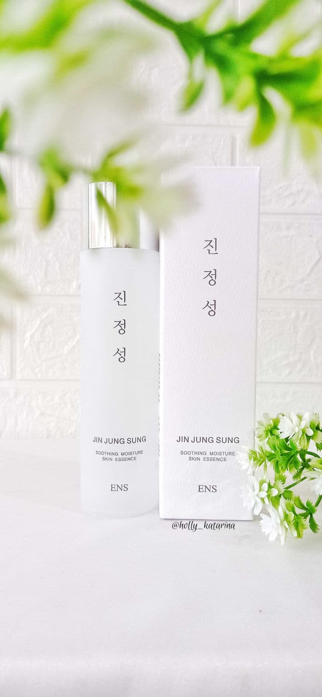 ENS Jin Jung Sung Soothing Moisture Skin Essence review photo by Hollykatarina