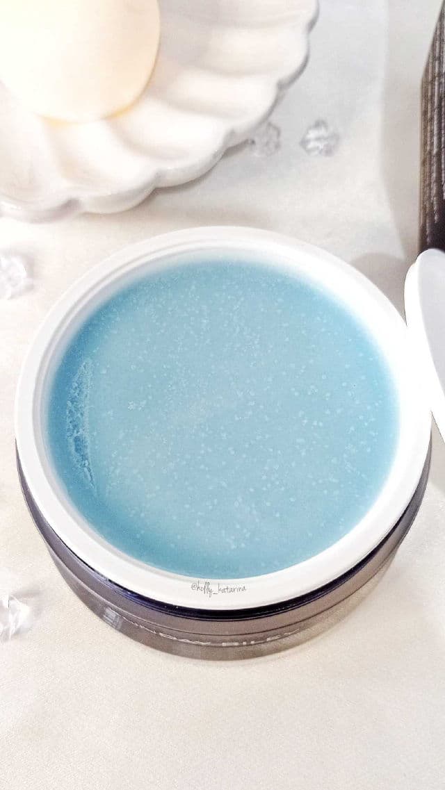Sunday Riley Blue Moon Tranquility Cleansing Balm review photo by Hollykatarina