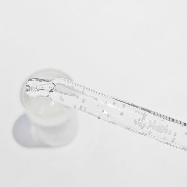 SKIN1004 Madagascar Centella Tone Brightening Capsule Ampoule review photo by Mella