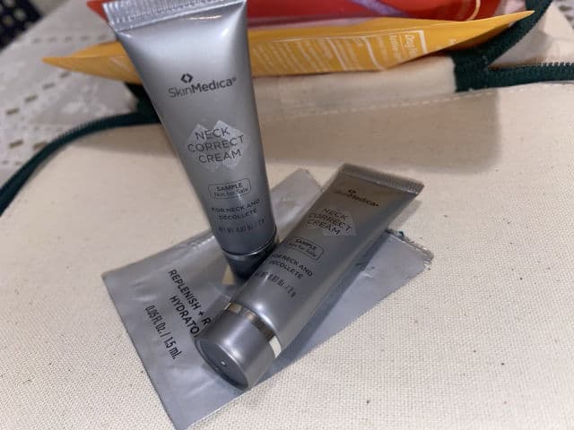 SkinMedica Neck Correct Cream review photo by GulkaAkh