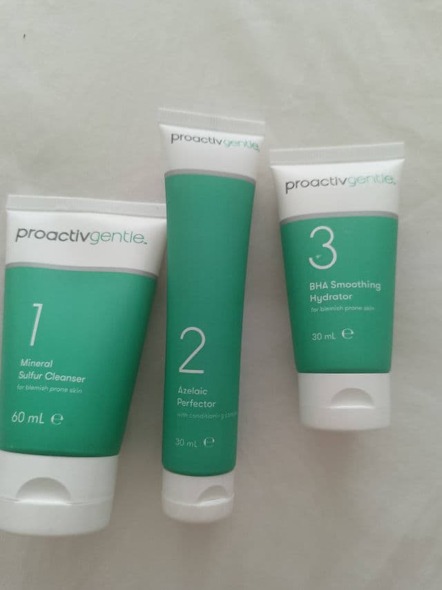 Proactiv Renewing Cleanser - Step 1 review photo by valybp