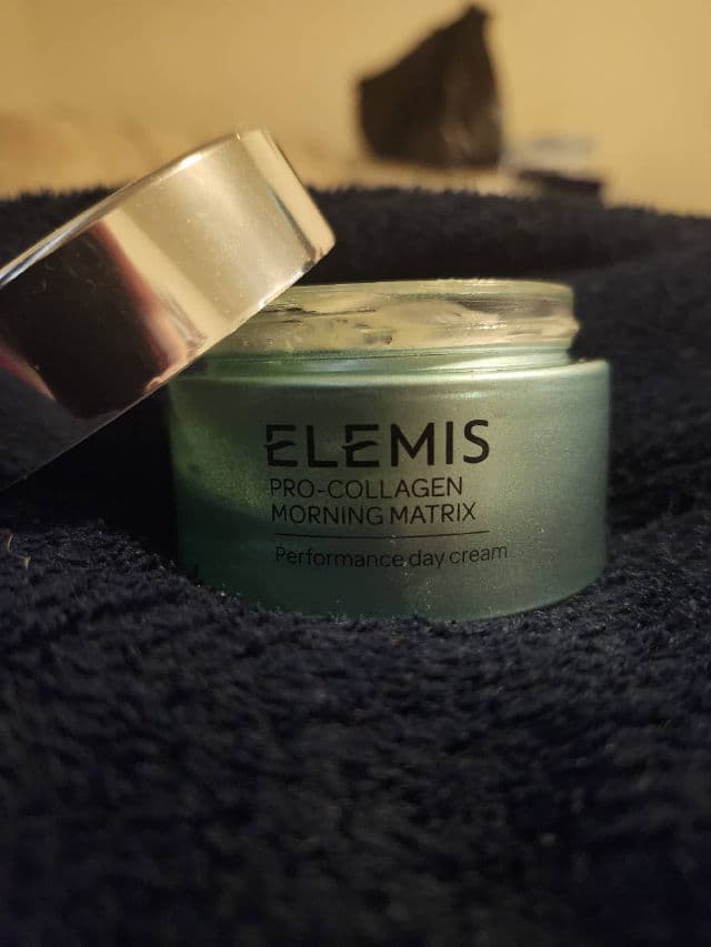 Elemis Pro-Collagen Morning Matrix review photo by Lexigray