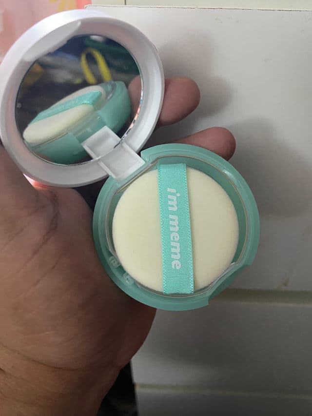 I'M MEME I'm Oil Cut Pact review photo by Bazz