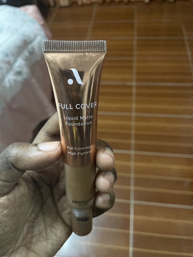 Absolute New York HD Flawless Powder Foundation review photo by simplyhenna