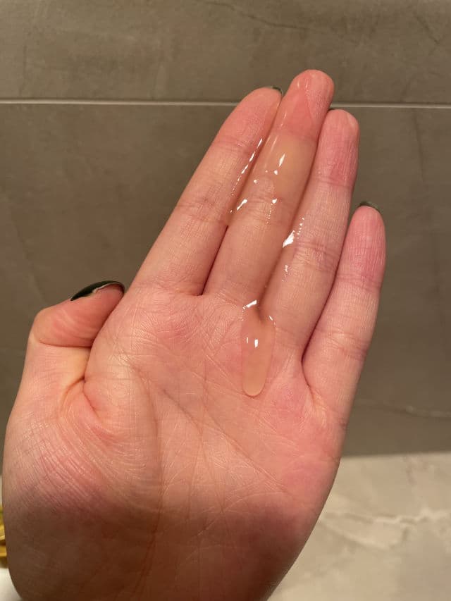 Avene XeraCalm A.D Lipid-Replenishing Cleansing Oil review photo by glowsaurus