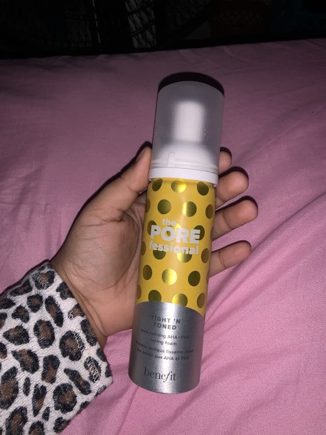 Benefit Cosmetics The POREfessional Tight 'n Toned Toning Foam review photo by Nicolepaola