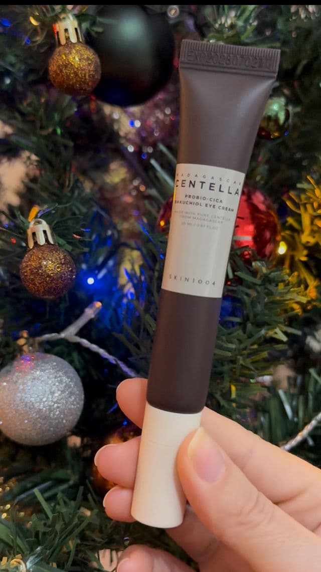 SKIN1004 Madagascar Centella Probio-Cica Bakuchiol Eye Cream review photo by OlenaLu