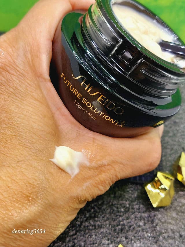 Shiseido Future Solution LX Total Regenerating Cream Night review photo by Deedee1