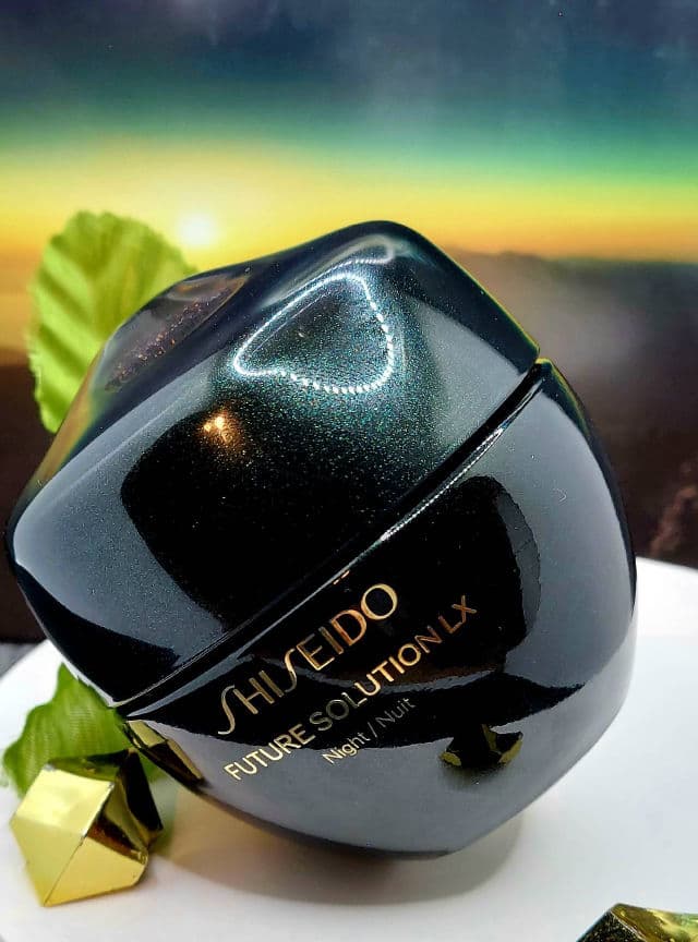 Shiseido Future Solution LX Total Regenerating Cream Night review photo by Deedee1