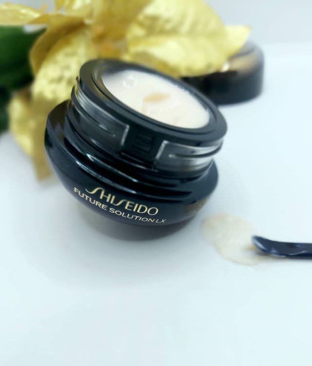 Shiseido Future Solution LX Eye and Lip Contour Regenerating Cream review photo by Deedee1