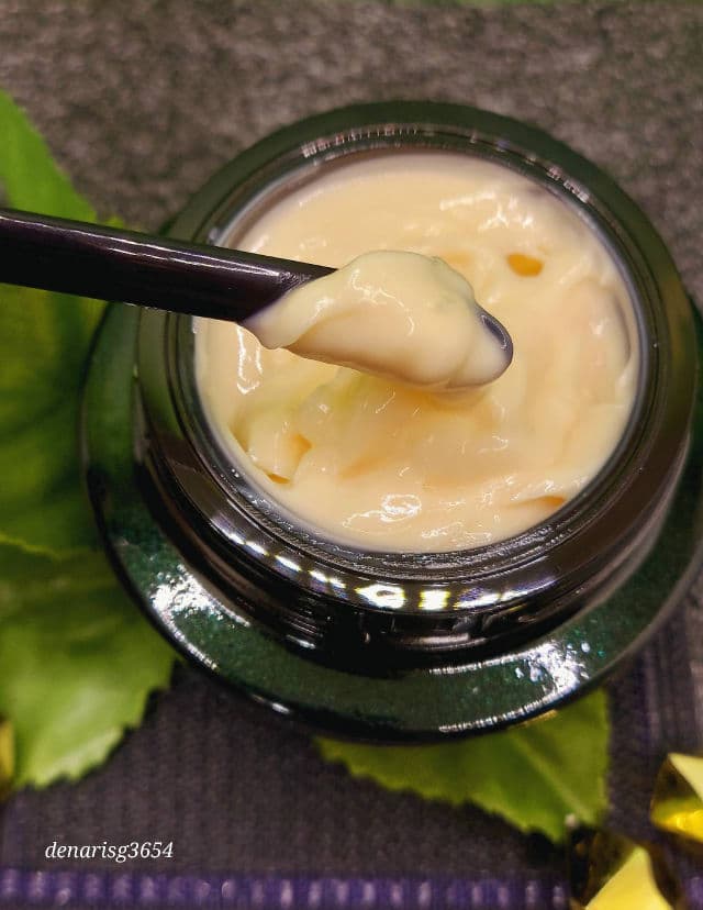 Shiseido Future Solution LX Total Regenerating Cream Night review photo by Deedee1