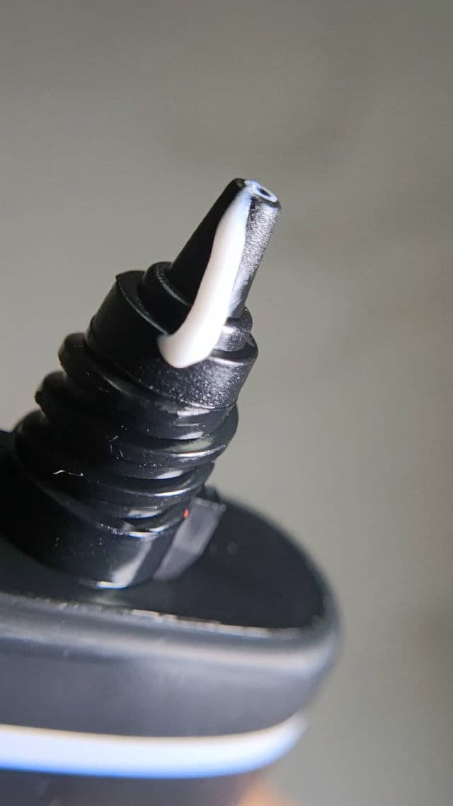 The Pastels Shop Invisible Sunscreen SPF50 PA+++ review photo by zazabadri