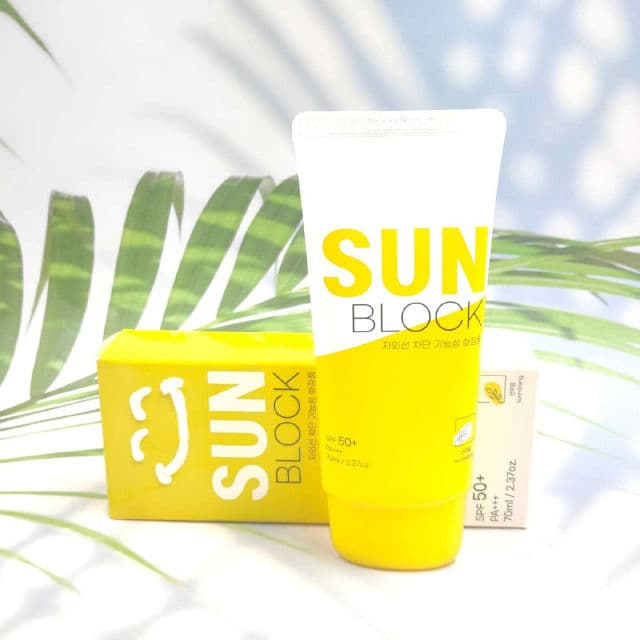 Sunmirang Daily Sunblock SPF50+ PA+++ review photo by stanskincare