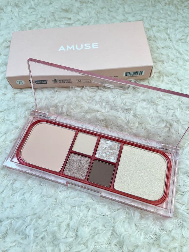 AMUSE Vegan Face All Palette review photo by MaggieMG