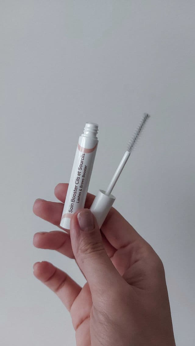 Embryolisse Lashes & Brows Booster review photo by blossomevibe
