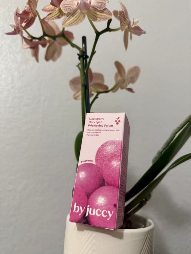 By Juccy Gooseberry Dark Spot Brightening Serum review photo by tainalazu