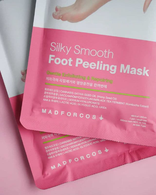MADFORCOS Silky Smooth Foot Peeling Mask review photo by katefox