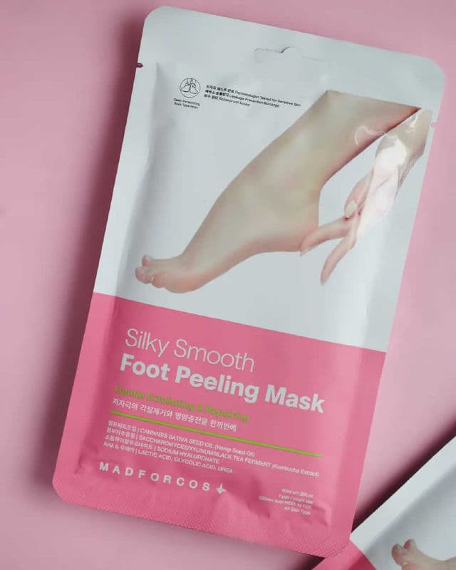 MADFORCOS Silky Smooth Foot Peeling Mask review photo by katefox