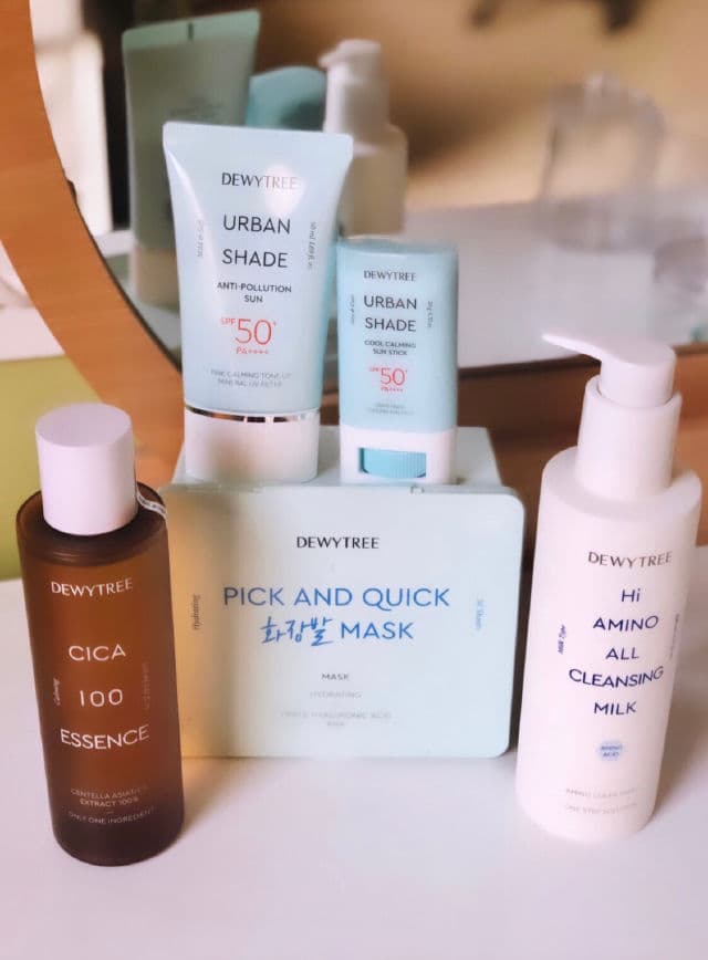 DEWYTREE Urban Shade Moisture Repair Sun SPF 50 PA++++ review photo by Rinn1e