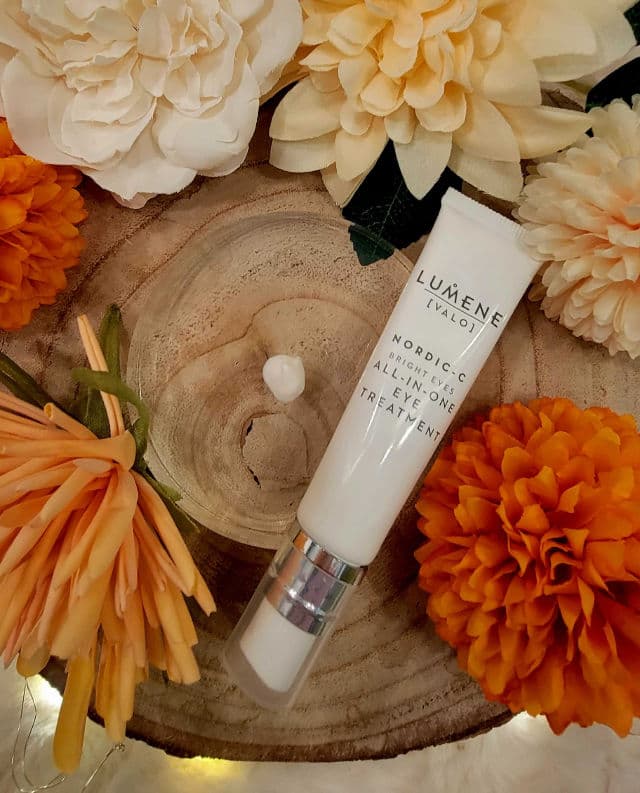 Lumene Valo Nordic-C Bright Eyes All-In-One Eye Treatment review photo by ColleenDoc1996